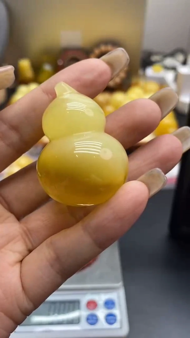 琥珀未镶嵌珠宝奇石2938