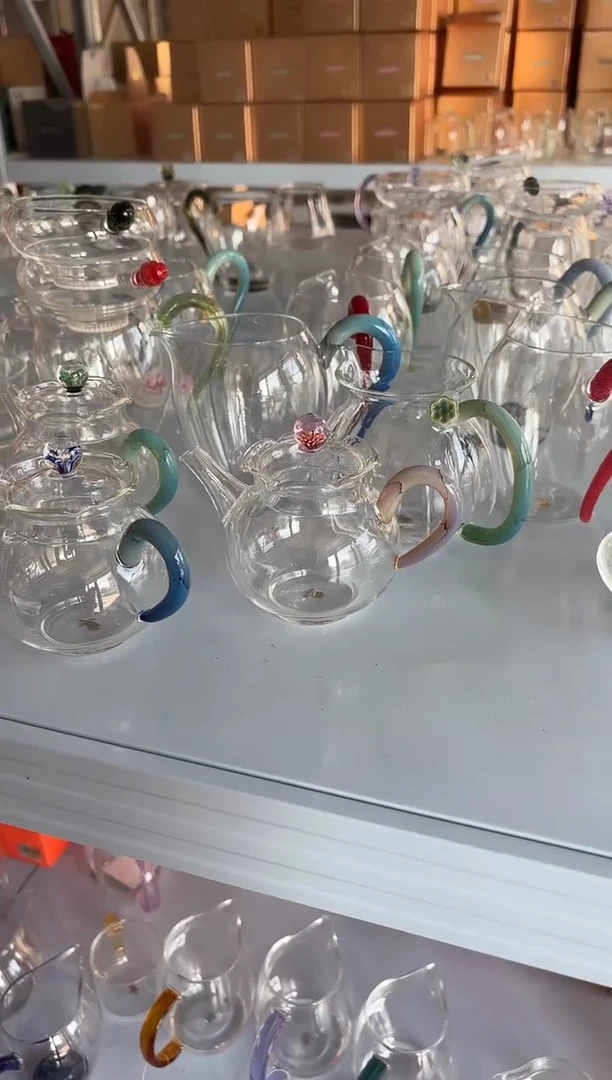 是**呀禾器 华蕊壶粉玉 孤品