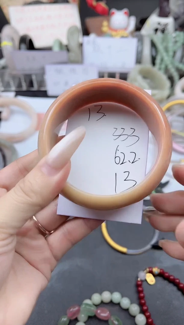 未镶嵌手镯石英质玉333