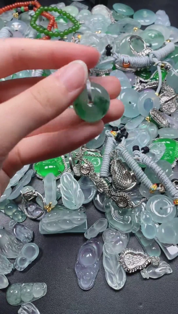 翡翠未镶嵌颈饰所见即所得（一物一图）46