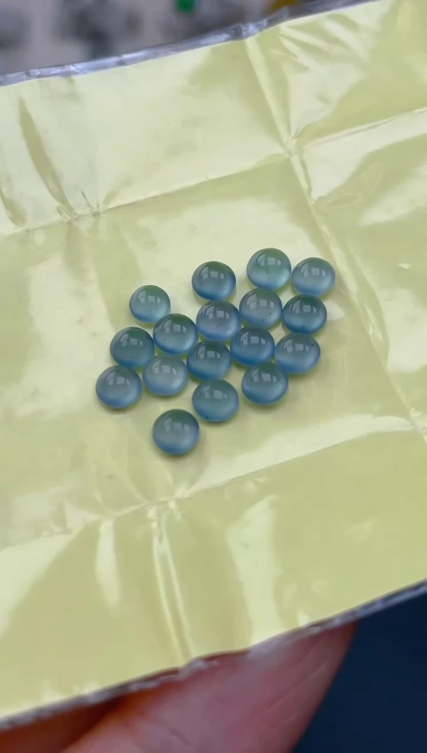 未镶嵌定制翡翠天然翡翠蛋面60