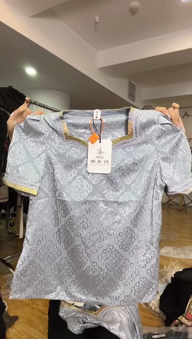 M码      100-110斤 半袖