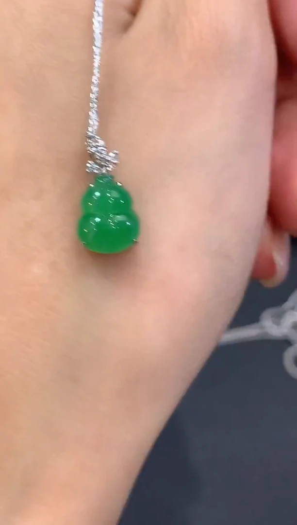 吊坠(不含链)18K金镶嵌翡翠a58
