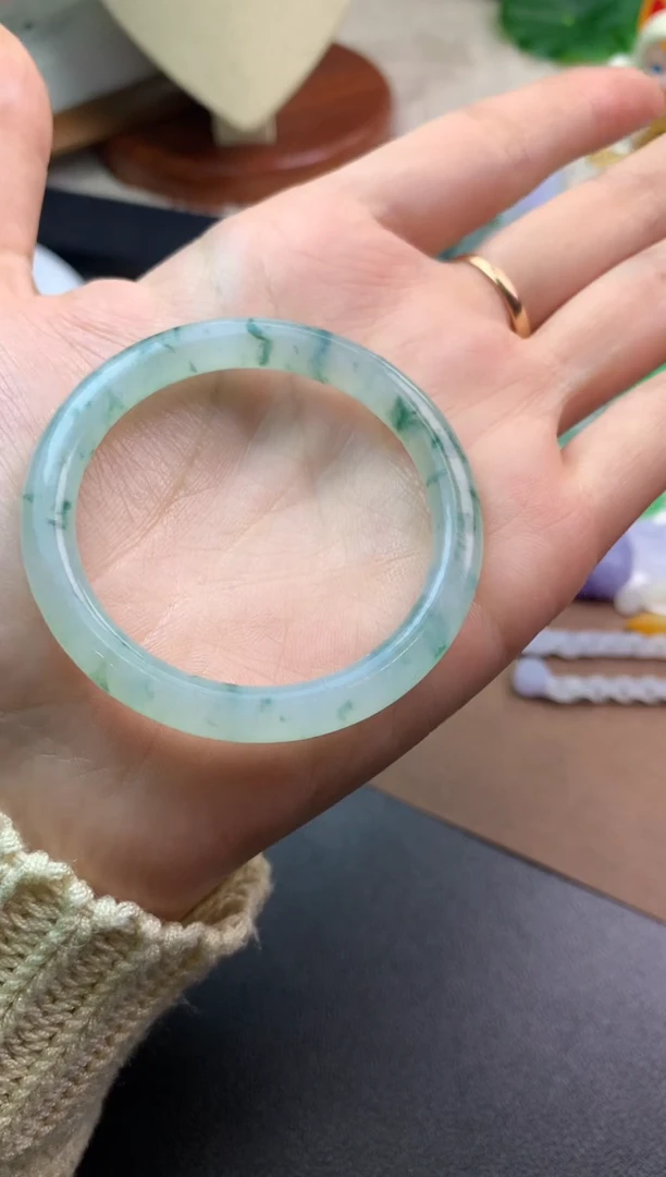 未镶嵌定制翡翠毛货