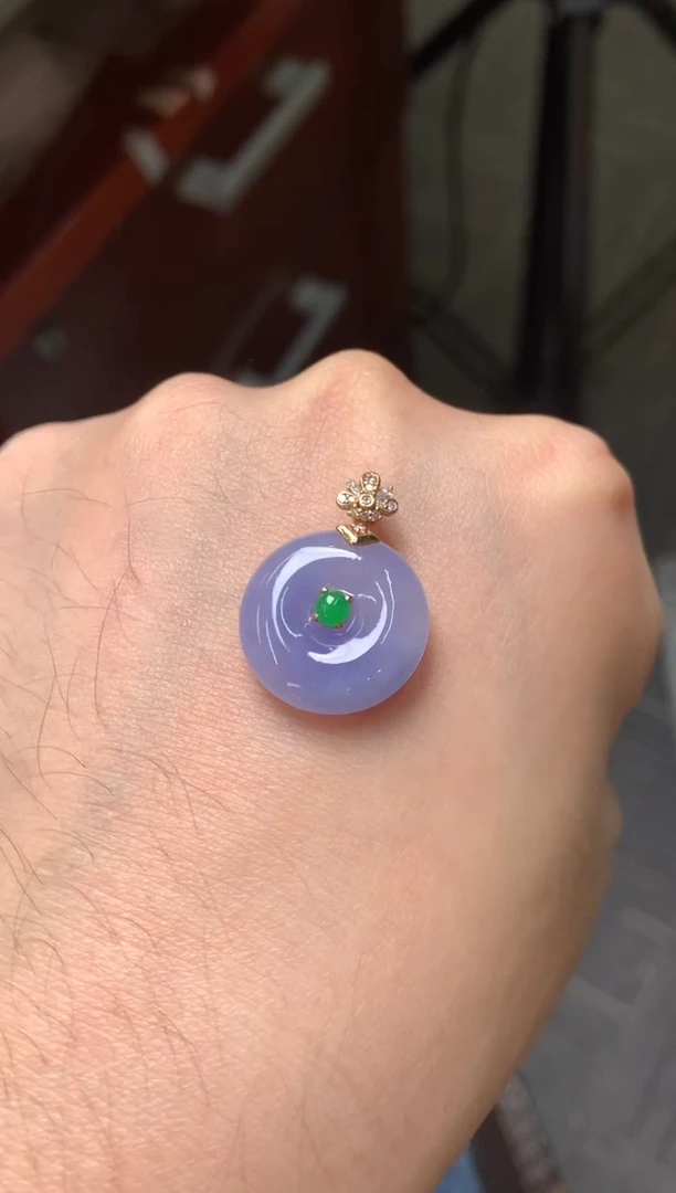 颈饰18K金镶嵌翡翠翡翠