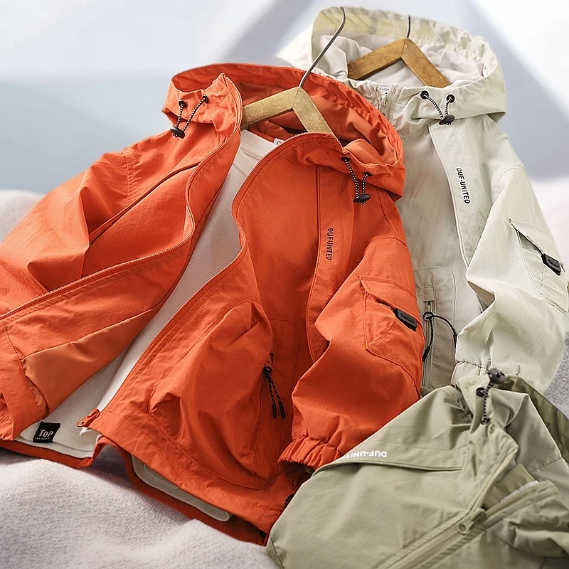 男童薄款外套儿童冲锋衣连帽上衣2025春秋新款男孩拉链衫运动服潮