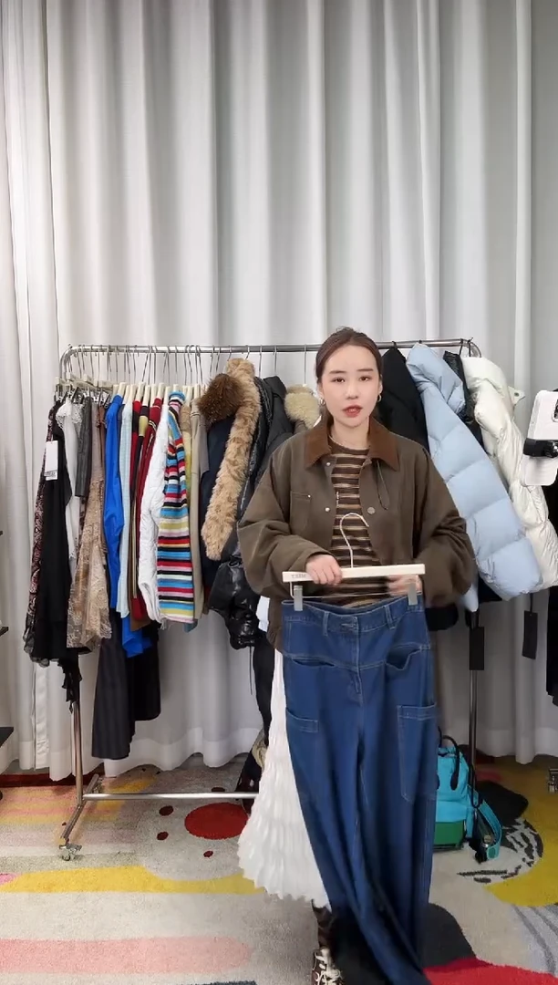 东**?特价不退换 外套S