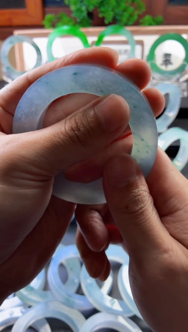 定制翡翠翡翠手镯定制未镶嵌翡翠手镯定制