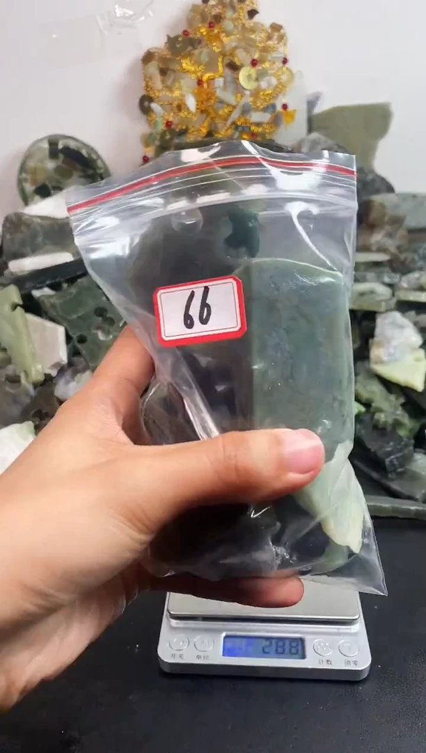 未镶嵌和田玉摆件66