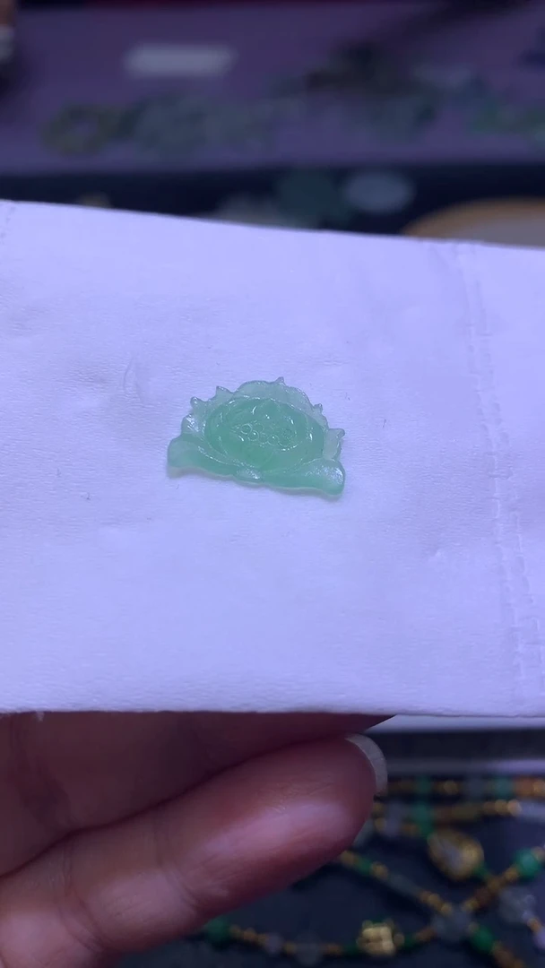 未镶嵌定制翡翠毛货