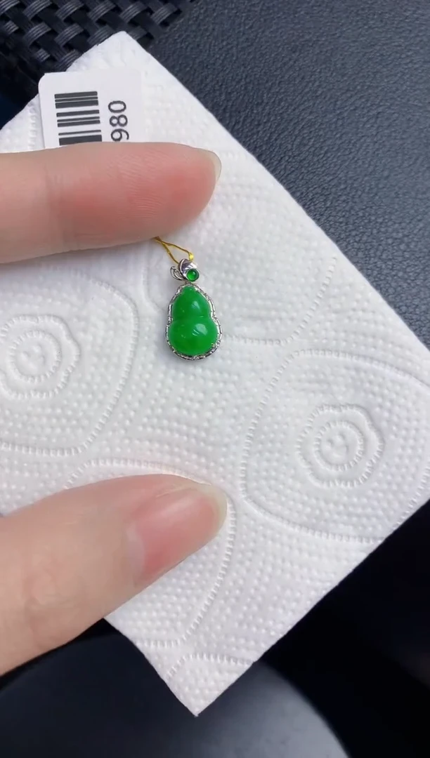 颈饰18K金镶嵌翡翠天然翡翠缅甸A货