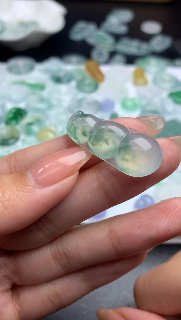 【闪购商品】定制翡翠未镶嵌毛货