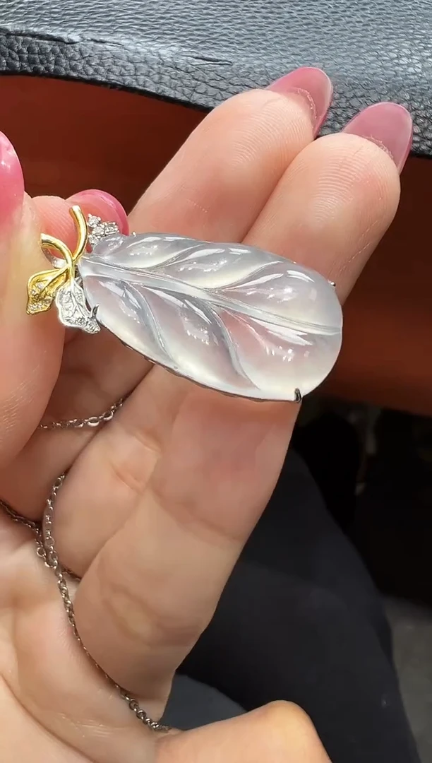 套链18K金镶嵌翡翠勿拍