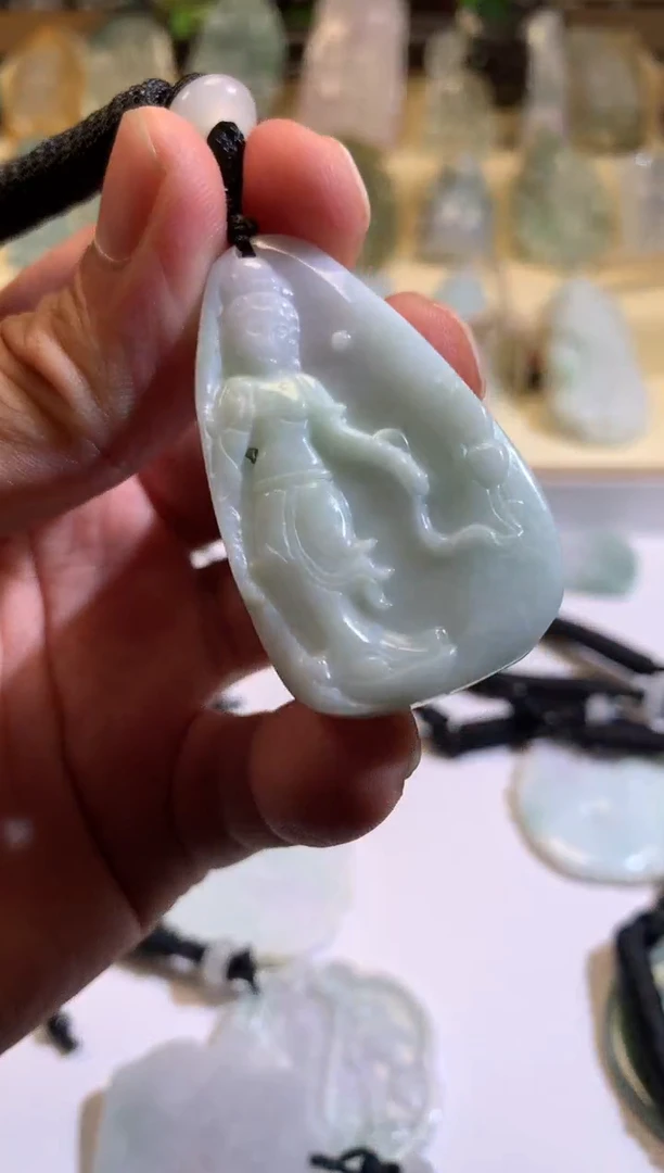 翡翠未镶嵌颈饰6/13/280