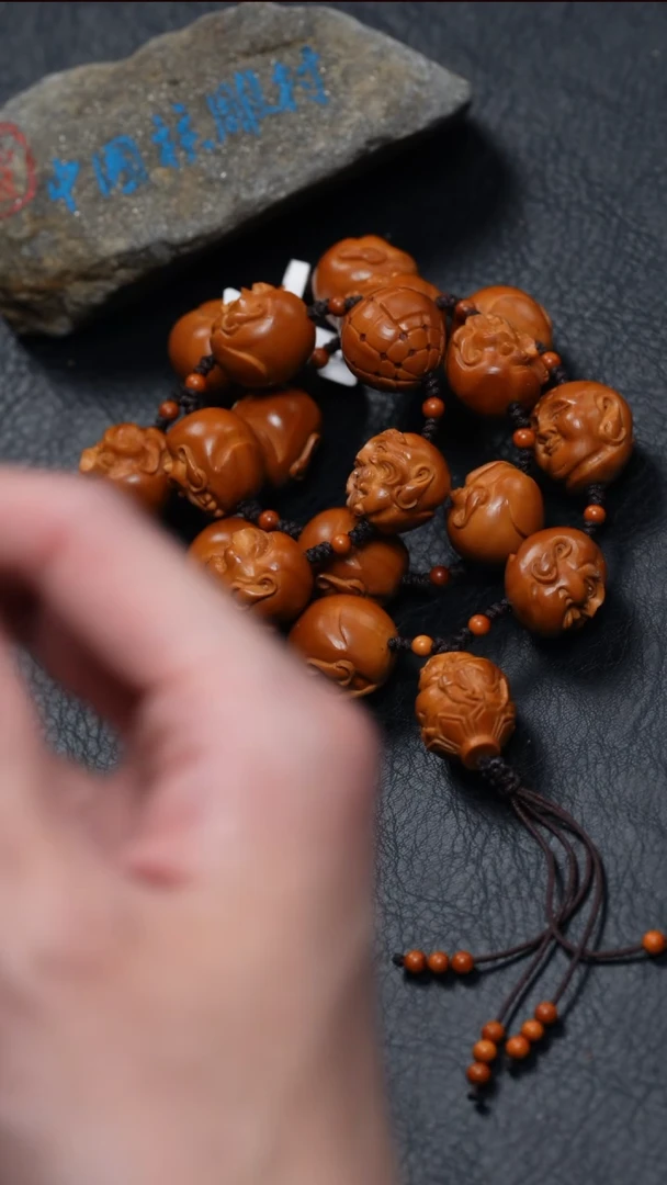 【闪购商品】橄榄核吊坠橄榄核