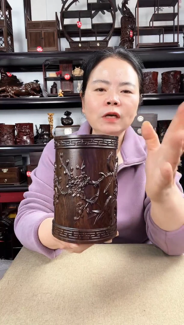 木梅花笔筒老李红木工艺品