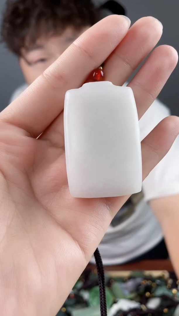 和田玉未镶嵌颈饰拍一发一，多样性发货