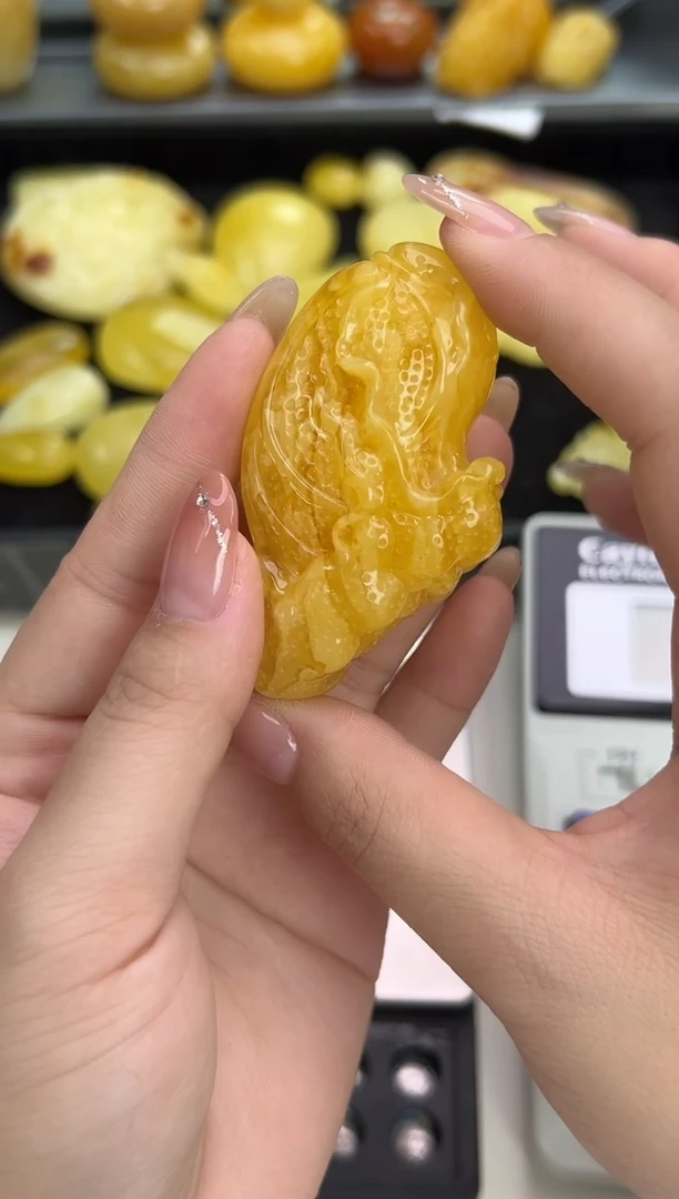裸石琥珀未镶嵌琥珀蜜蜡吊坠
