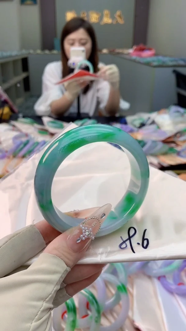 未镶嵌手镯翡翠0332890648