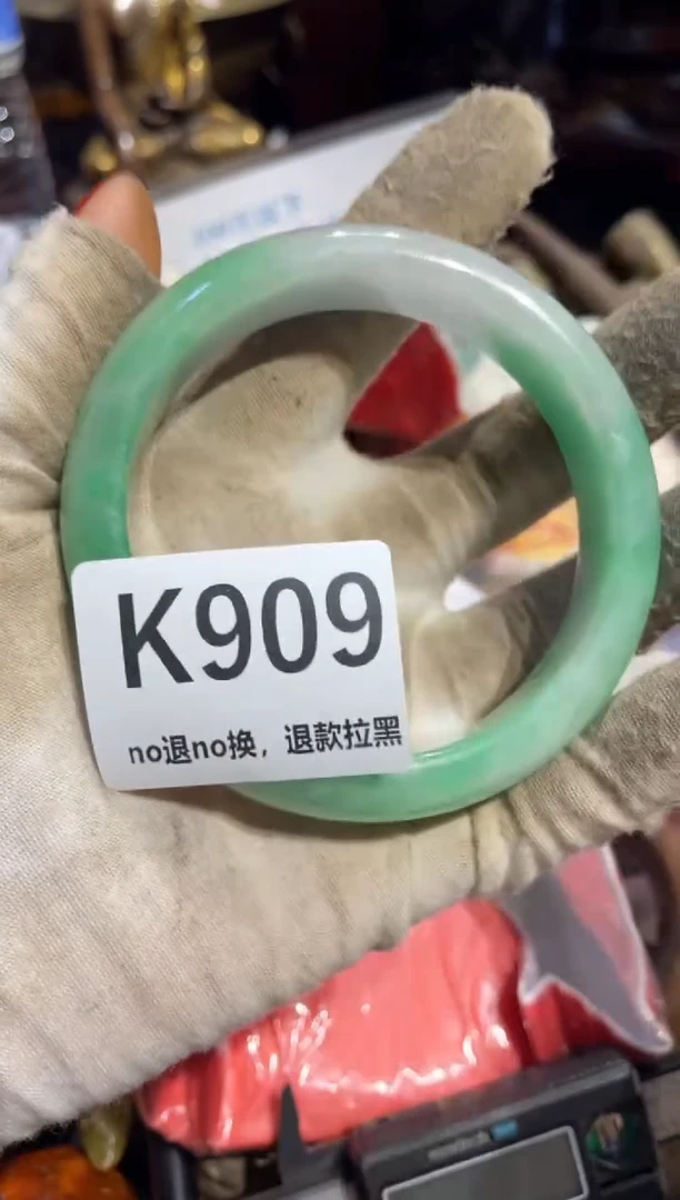 瓷片辉*表姐直播所见所得