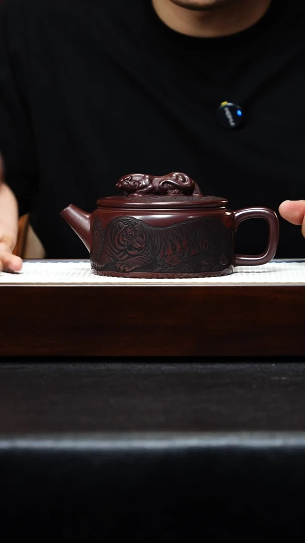 茶壶紫砂宜兴紫砂 卧虎藏龙 石红 李恒阳 h196