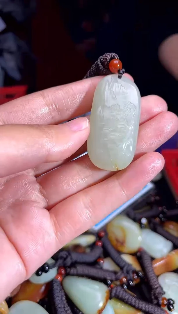 和田玉未镶嵌挂件1