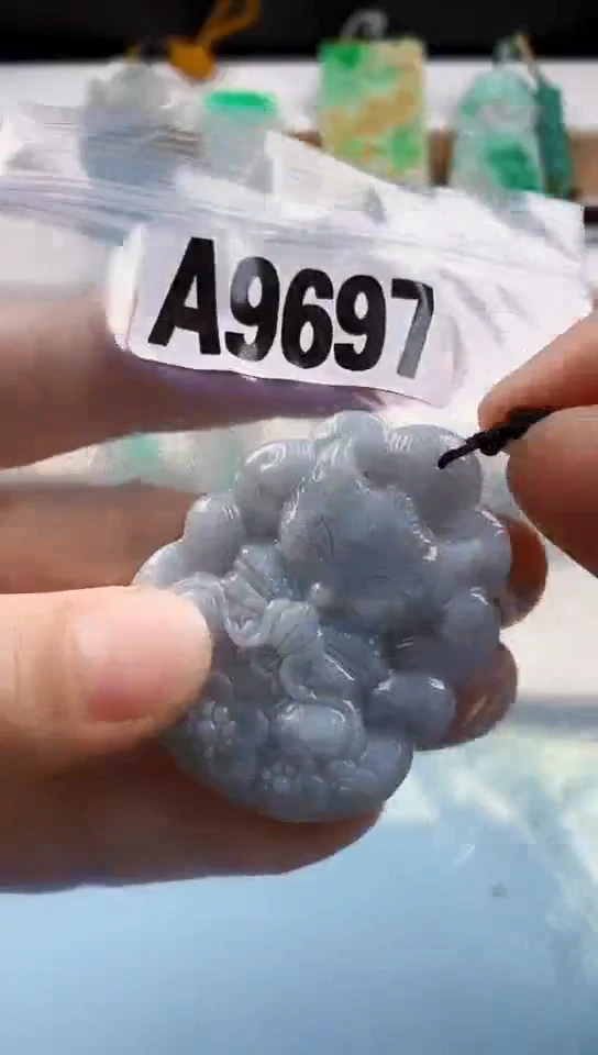 翡翠未镶嵌颈饰天然翡翠吊坠挂件