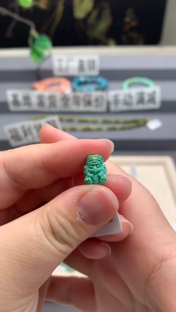 未镶嵌绿松石雕刻Q01