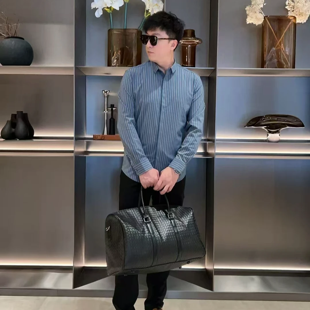 2025男士高端条纹暗扣抗皱弹力舒适轻奢商务休闲百搭重工长袖衬衫