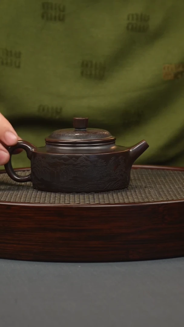 【闪购商品】紫砂茶壶古红泥 扁德钟 山水