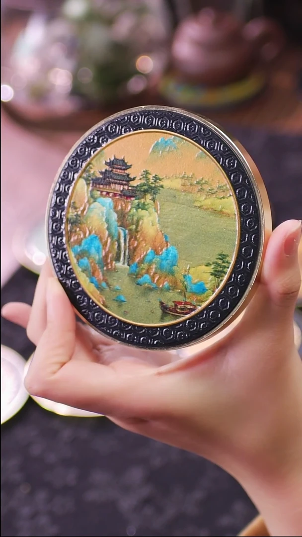 壹藏贰宝千里江山图案铜圈杯垫一片