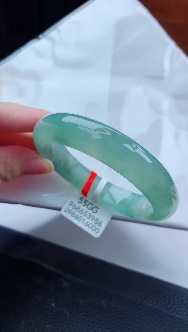 翡翠手镯未镶嵌缅甸天然翡翠A货手镯