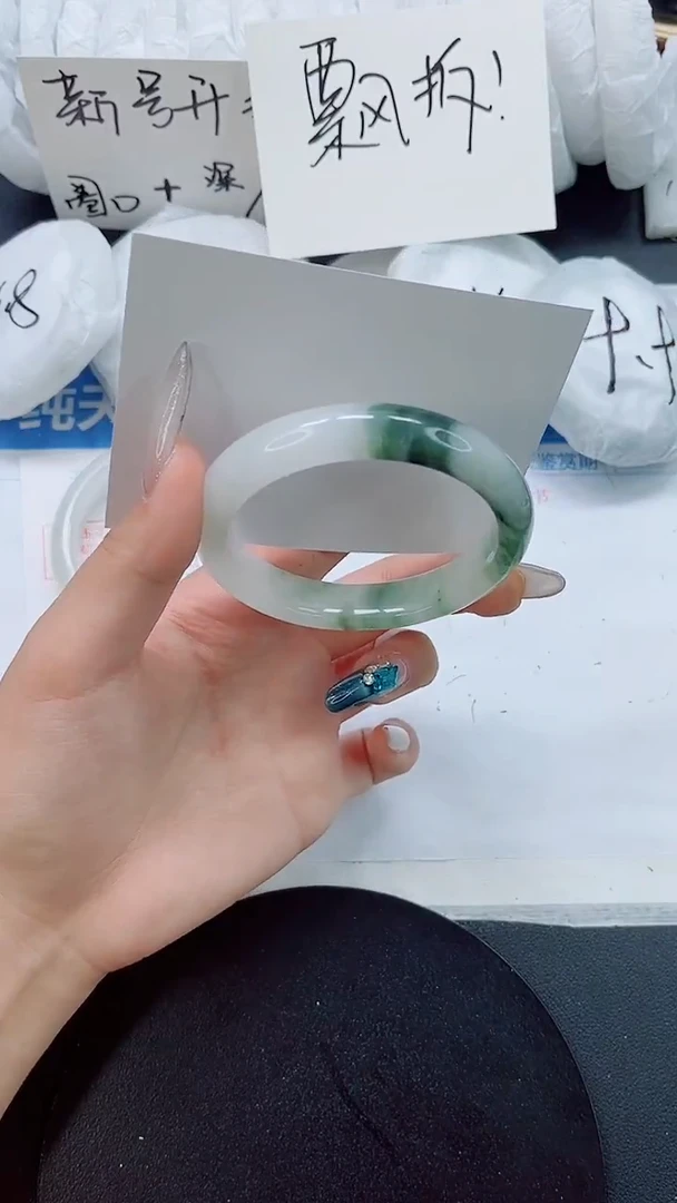 石英质玉手镯未镶嵌0209-58