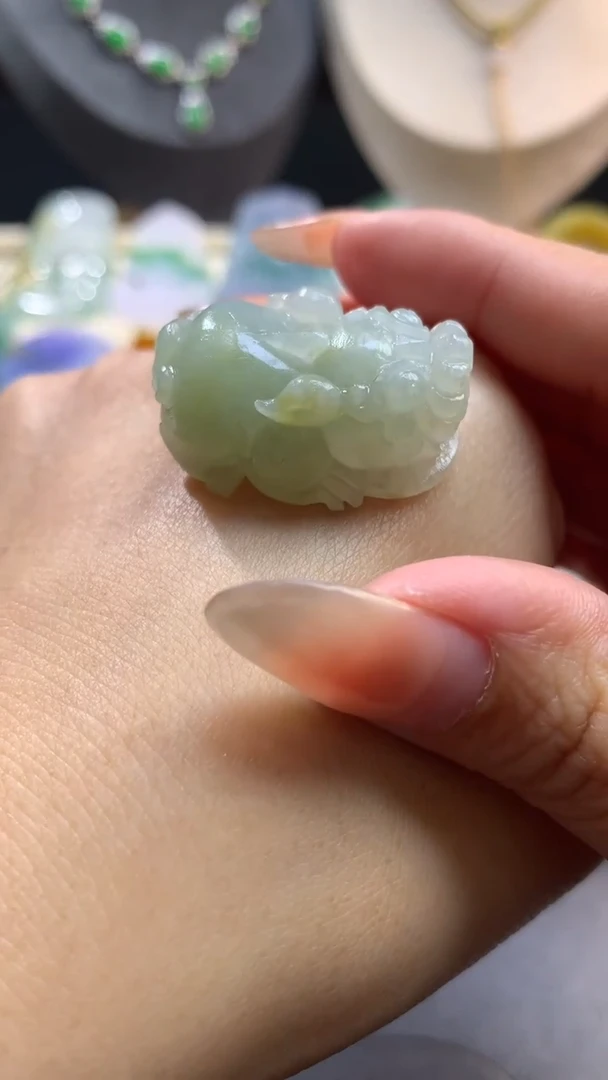 【闪购商品】定制翡翠未镶嵌翡翠