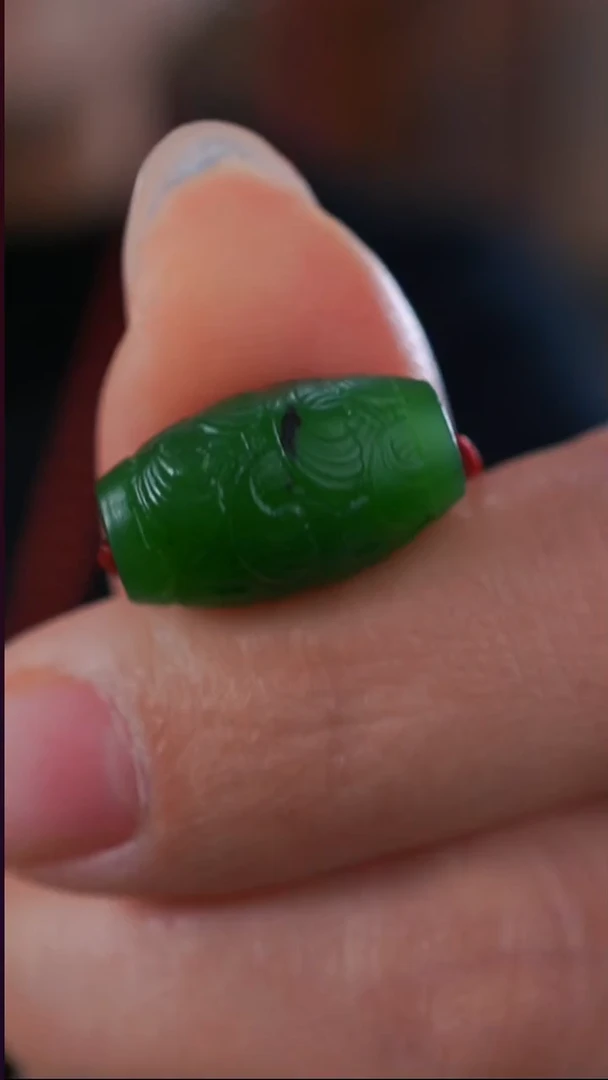 颈饰未镶嵌和田玉俄七单株吊住