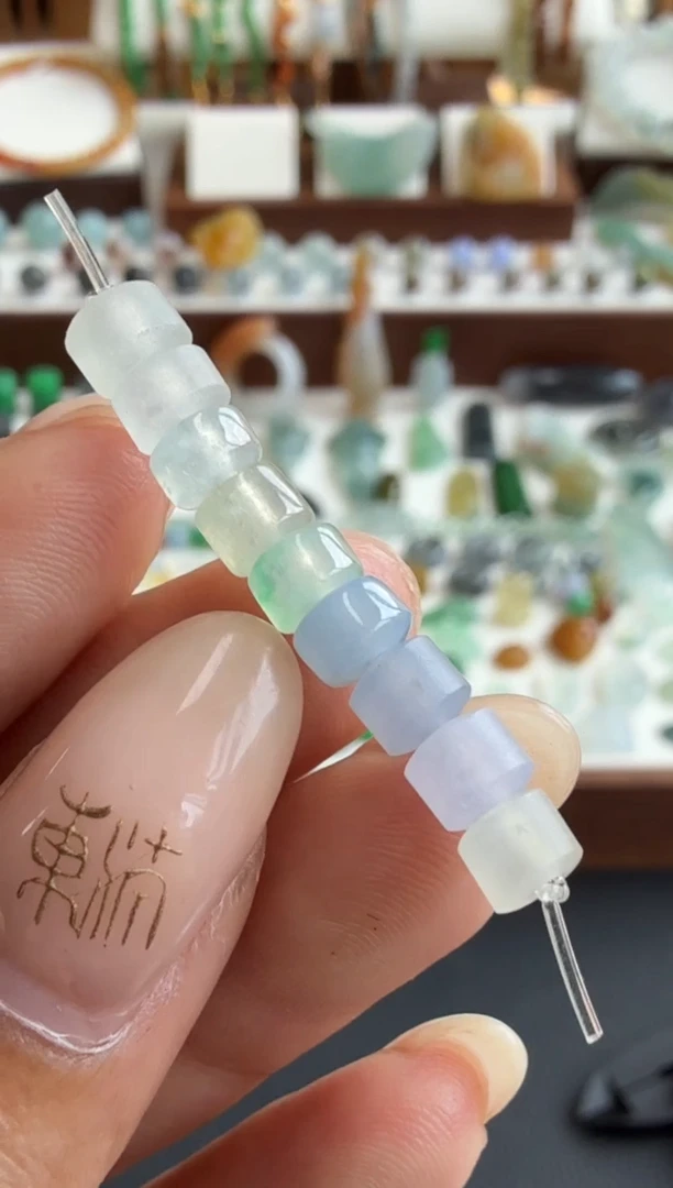 定制翡翠未镶嵌卡5筒珠串