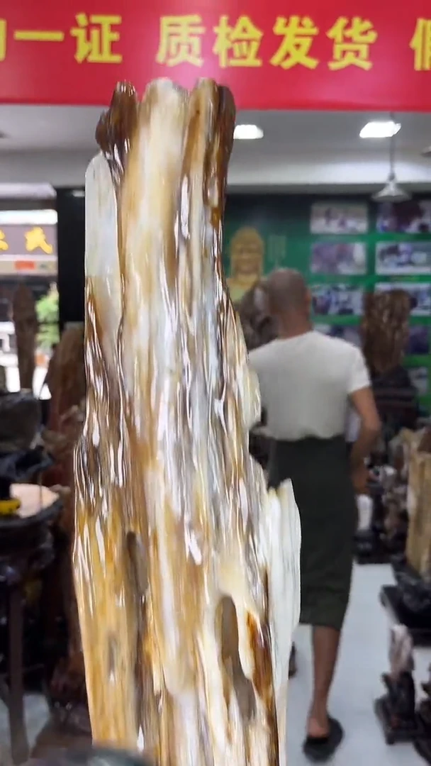 缅甸天然树化玉摆件