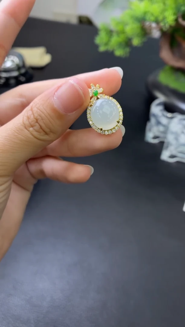 翡翠银S925镶嵌吊坠(赠链)吊坠