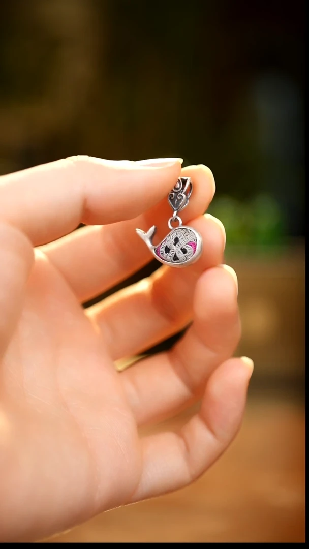 织绣私人定制苗族手工Q211