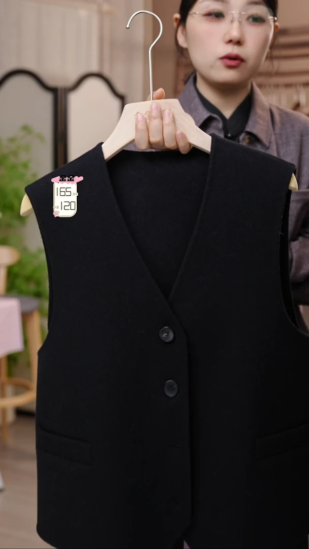 羊毛R****e羊绒马甲黑色1件