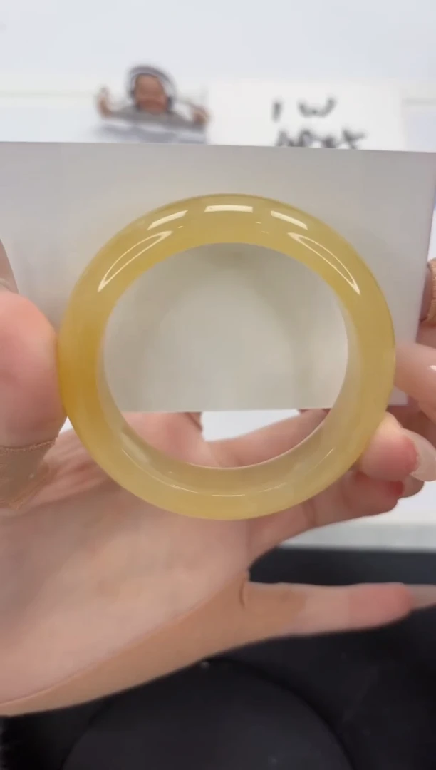 【闪购商品】石英质玉手镯未镶嵌A27-54