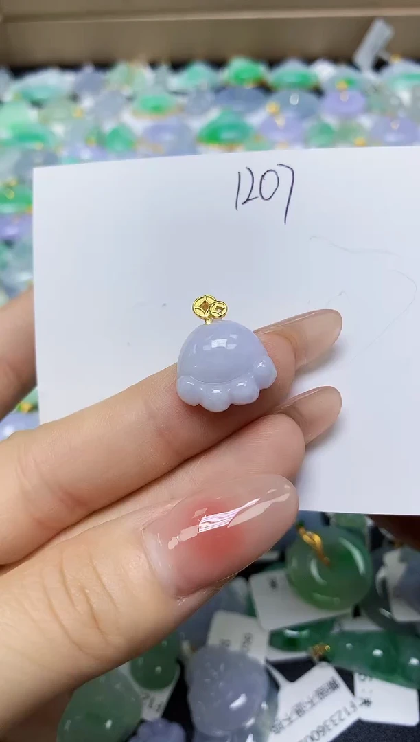 翡翠未镶嵌颈饰 天然缅甸翡翠A货