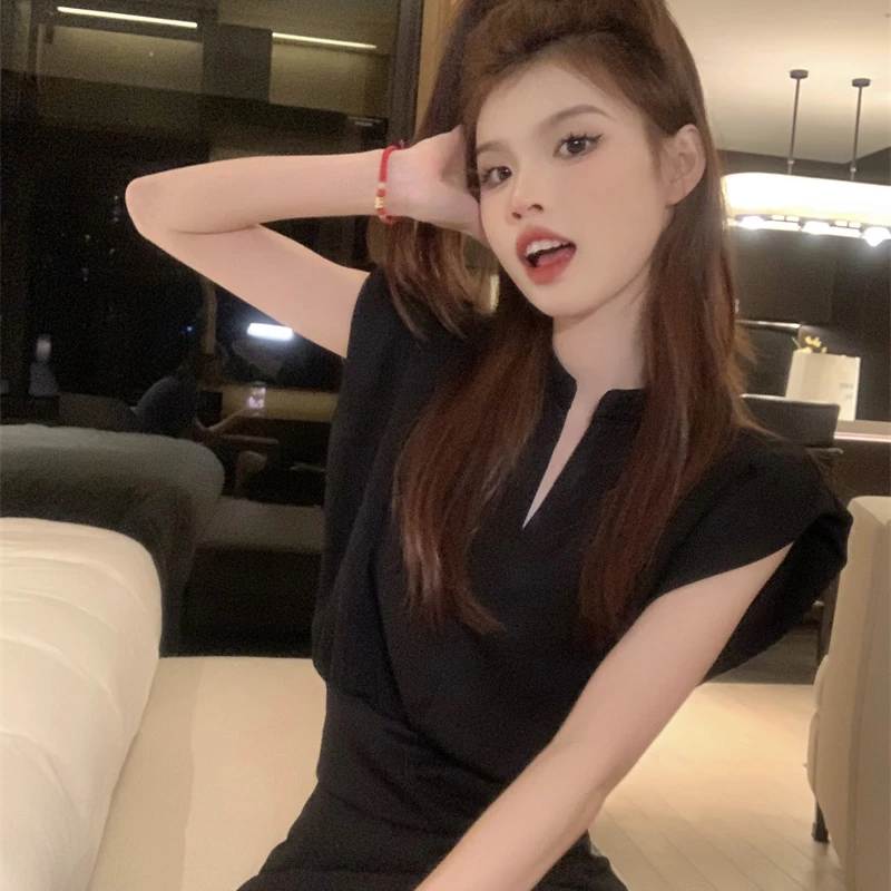无袖V领纯色夏季POLOU领T恤女收腰洋气显瘦宽松短款不规则时尚