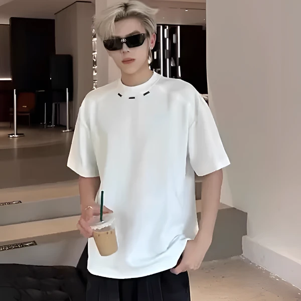 高级感帅气白色t恤小领口cleanfit短袖男设计感小众半截袖上衣T夏