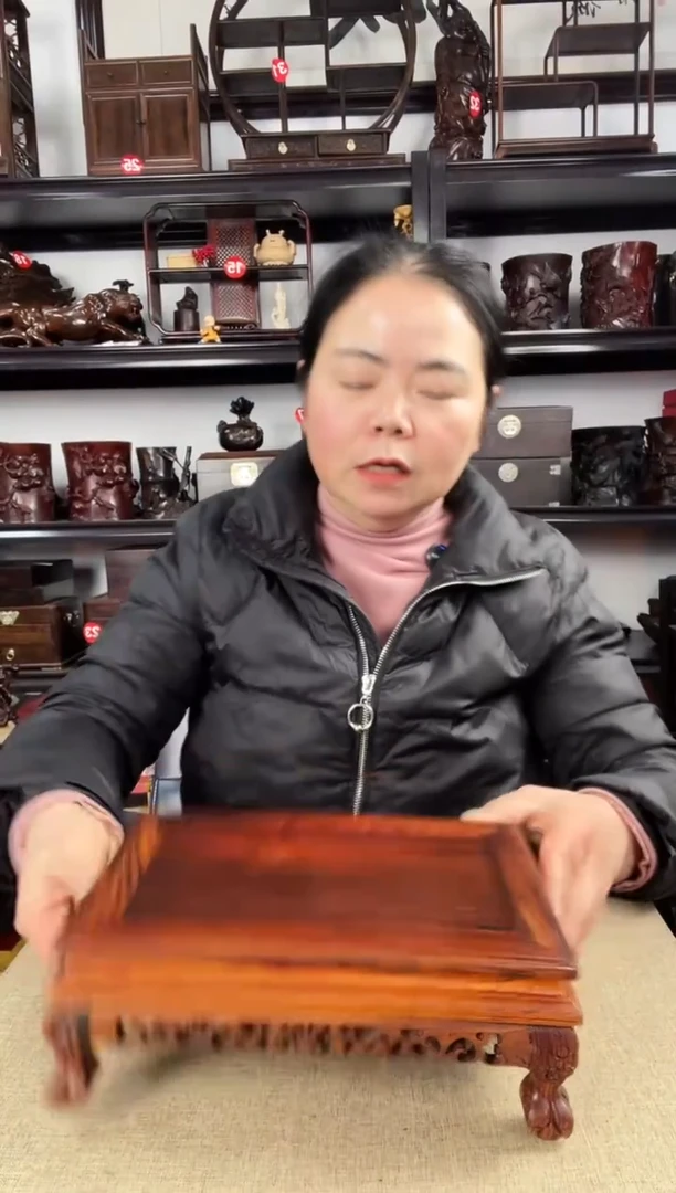 木老李红木工艺品70瑕疵