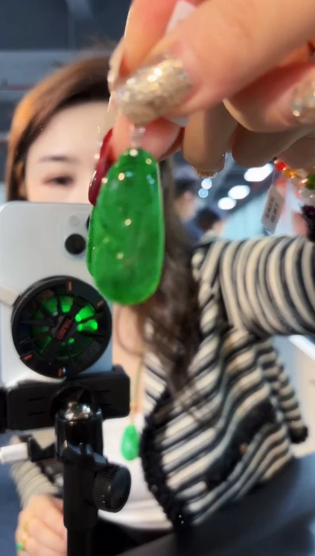 【闪购商品】翡翠颈饰18K金镶嵌缅料A货/支持复检/一件