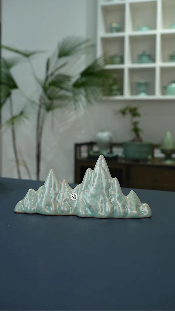 瓷片221号山水笔架微瑕福利        洁