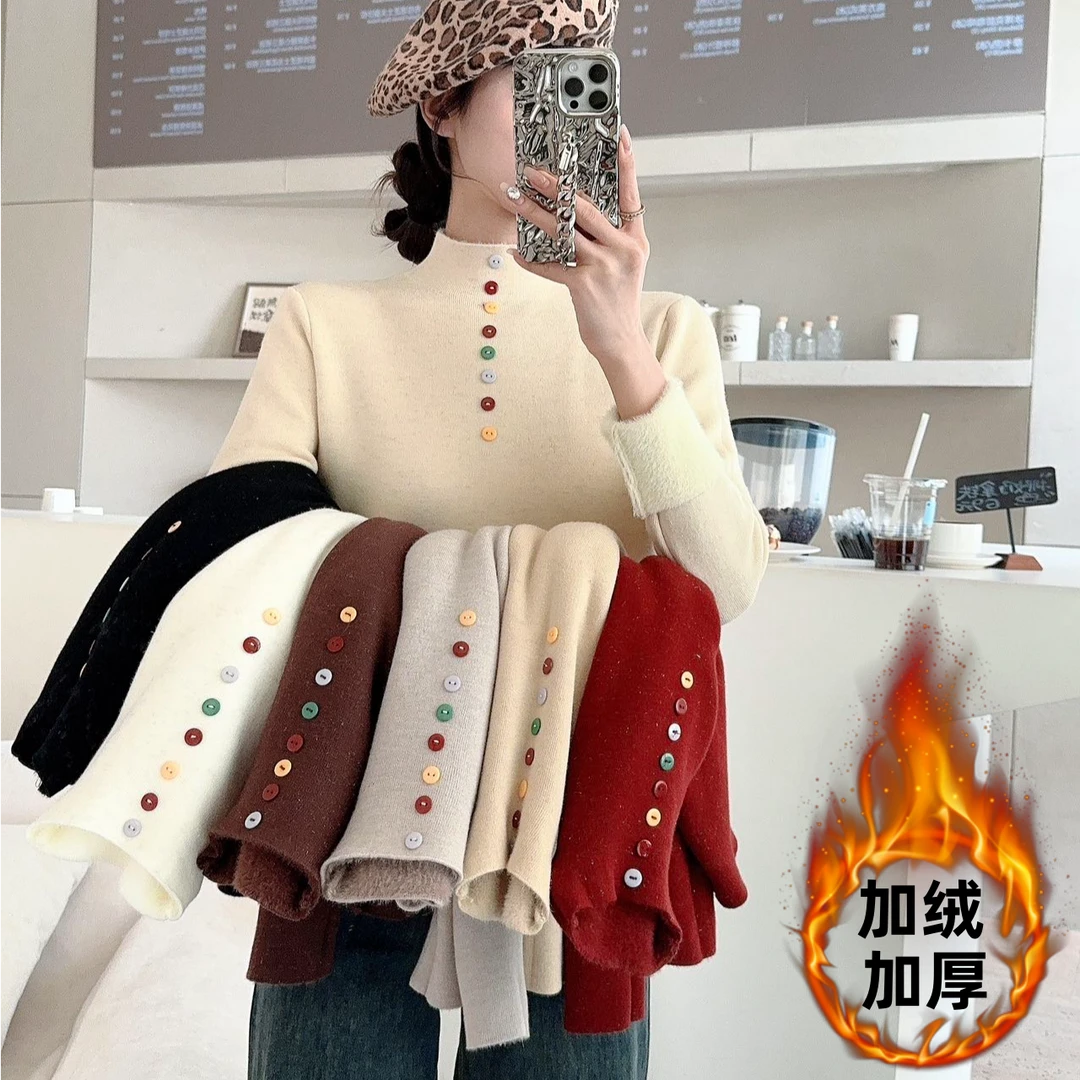 彩色纽扣银丝加绒加厚一体绒半高领毛衣女保暖百搭洋气打底衫T901