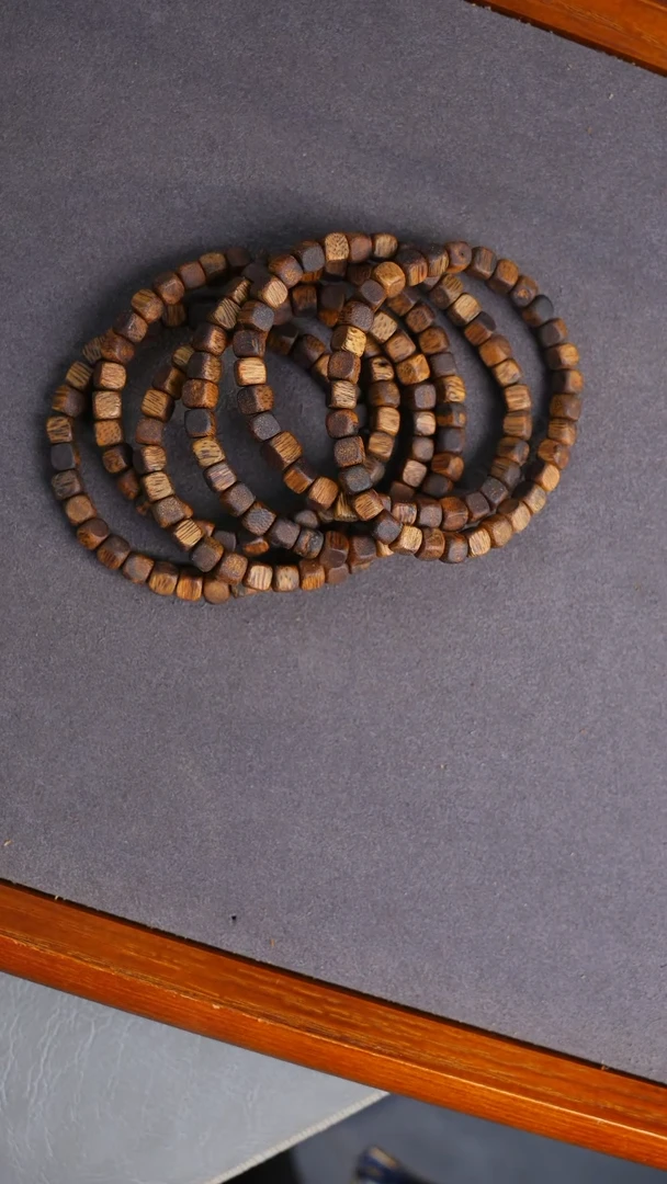 沉香手串10号奇楠多样性发一条