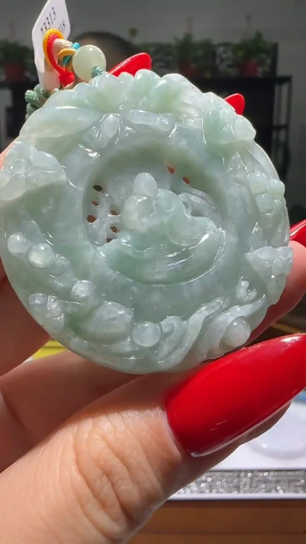 【闪购商品】翡翠颈饰未镶嵌天然翡翠A货吊坠